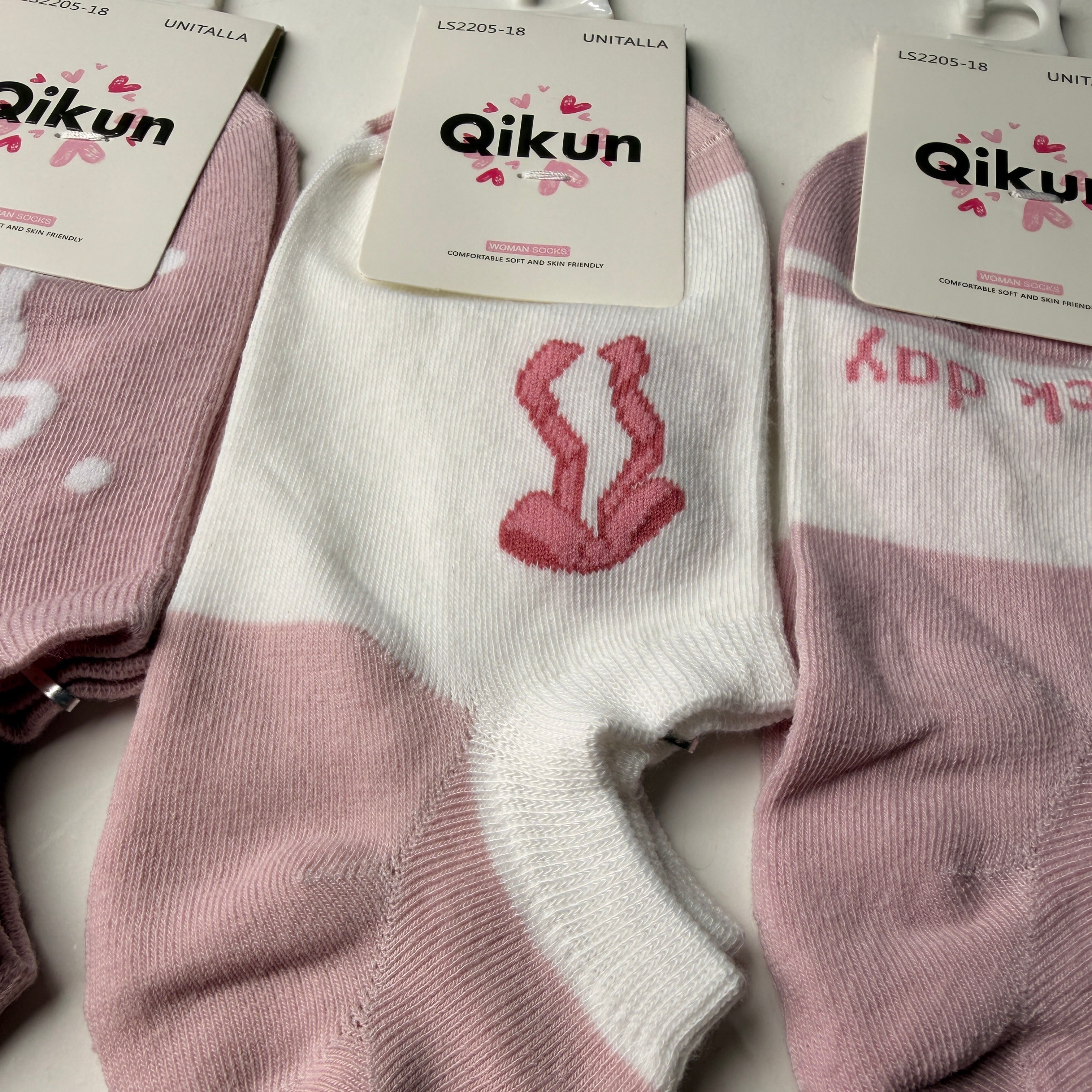 Tin corto Qikun para dama (tobillera)