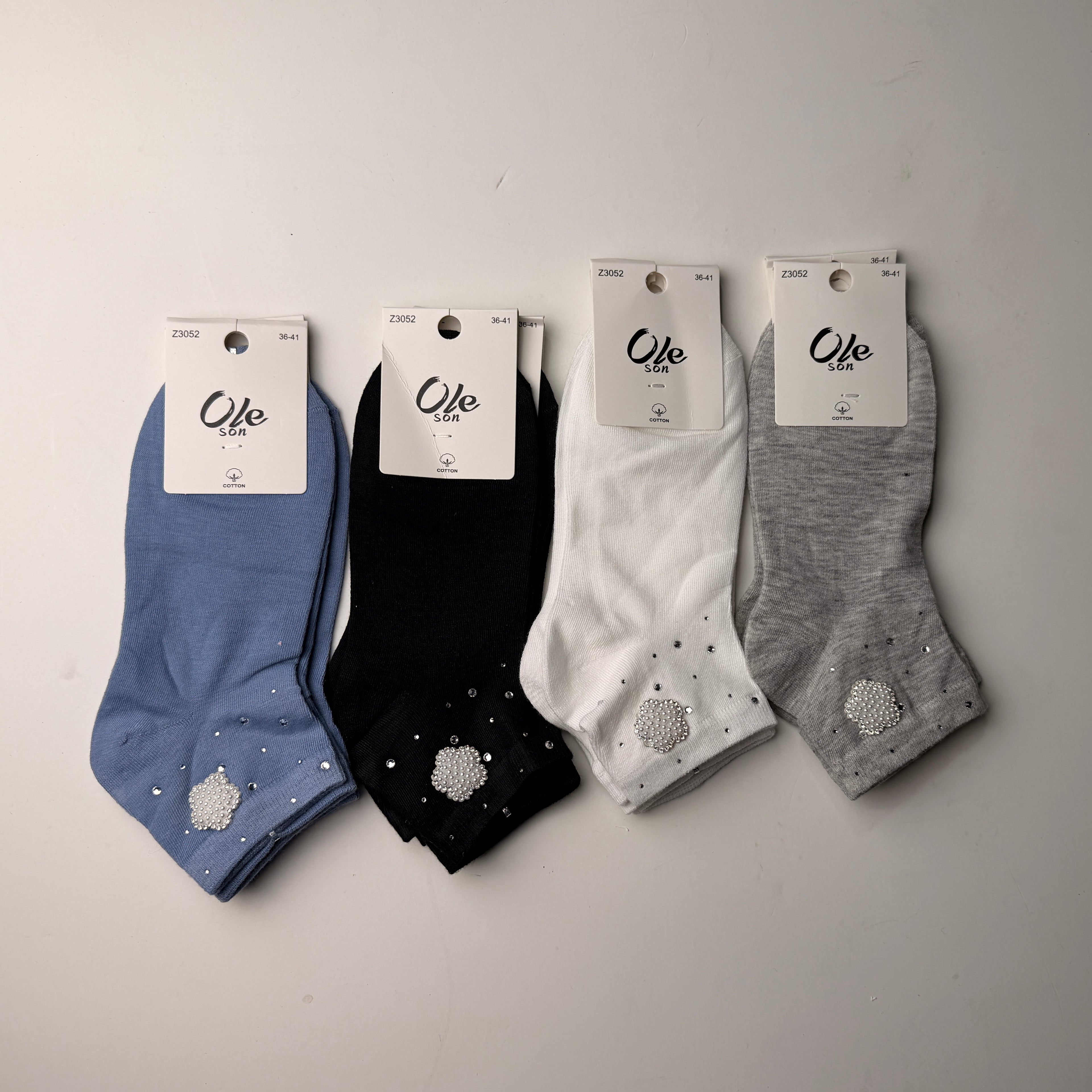 Tin con aplicación Ole son