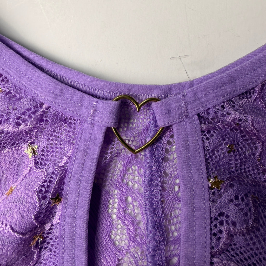 Tanga de encaje fino para dama